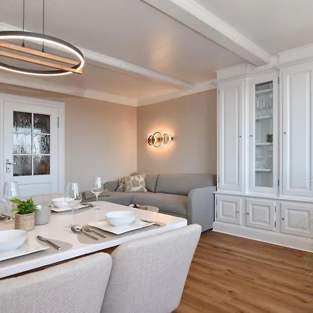 Klaus-groth-strasse 2, Whg 43 *
